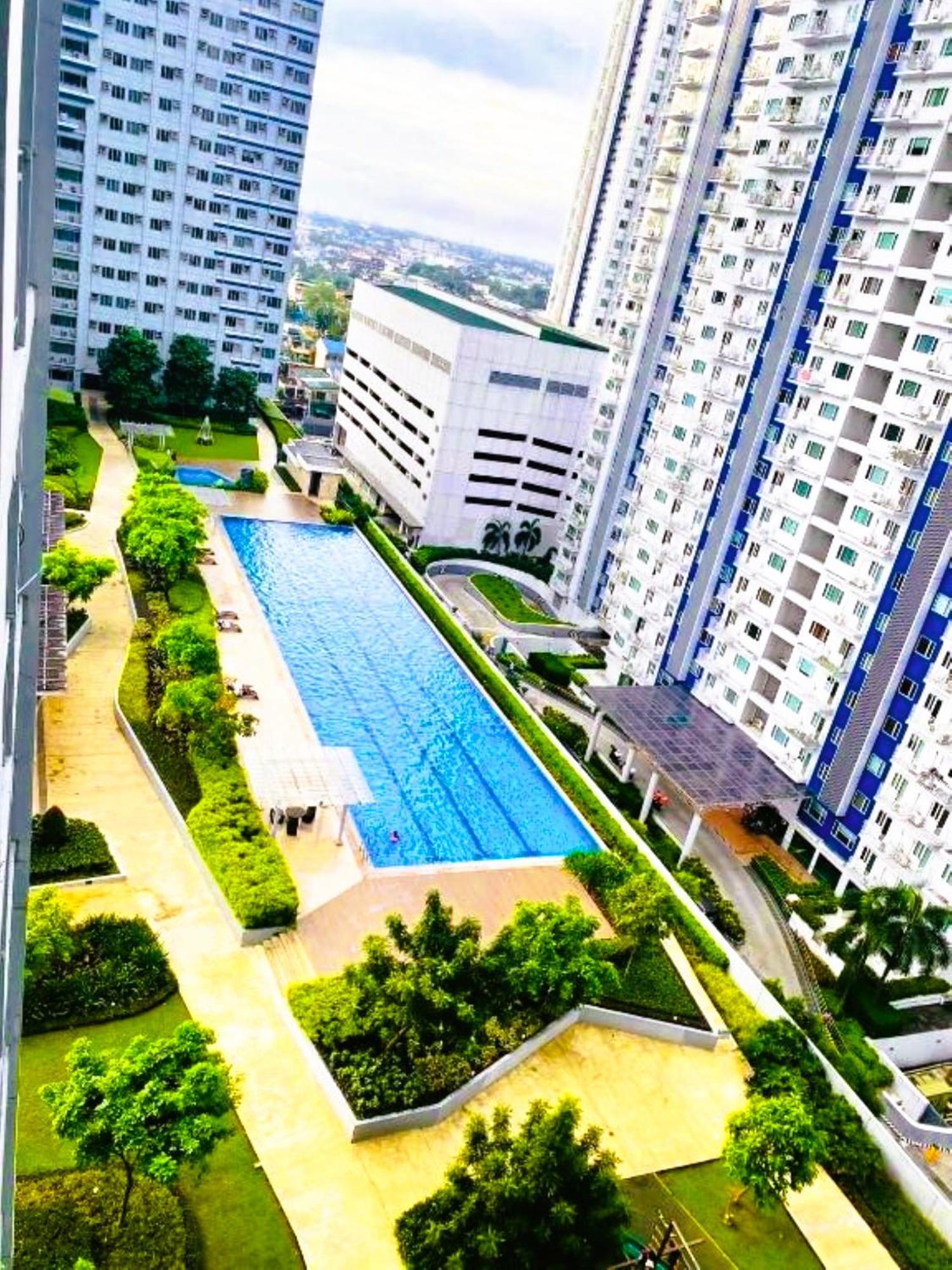 Grass Residences Tower 5 Sm North Qc Маніла Екстер'єр фото